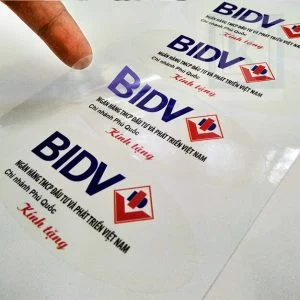 In nhãn decal trong