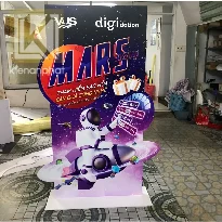 Standee chân sắt, làm standee format tại tpHCM
