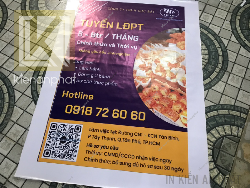 in băng rôn tuyển dụng