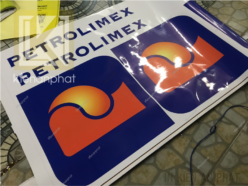 in decal trong dán kính