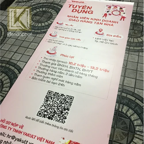 Standee tuyển dụng, tuyển sinh – In lấy liền trong ngày!