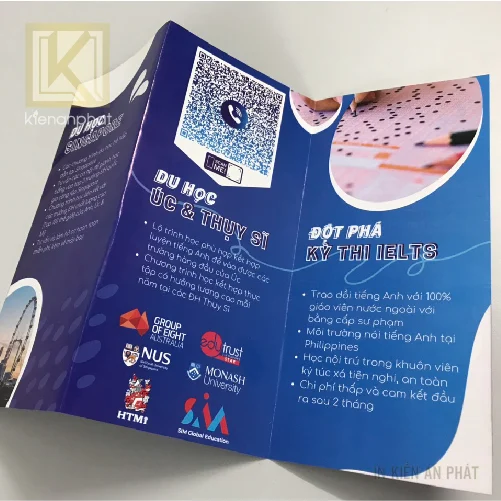 Mã QR là gì? Card visit, tờ rơi có nên in mã này không?