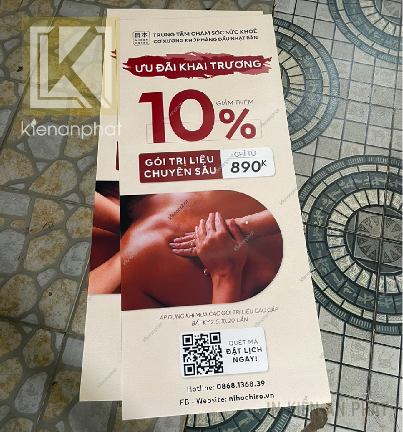 standee giới thiệu sản phẩm