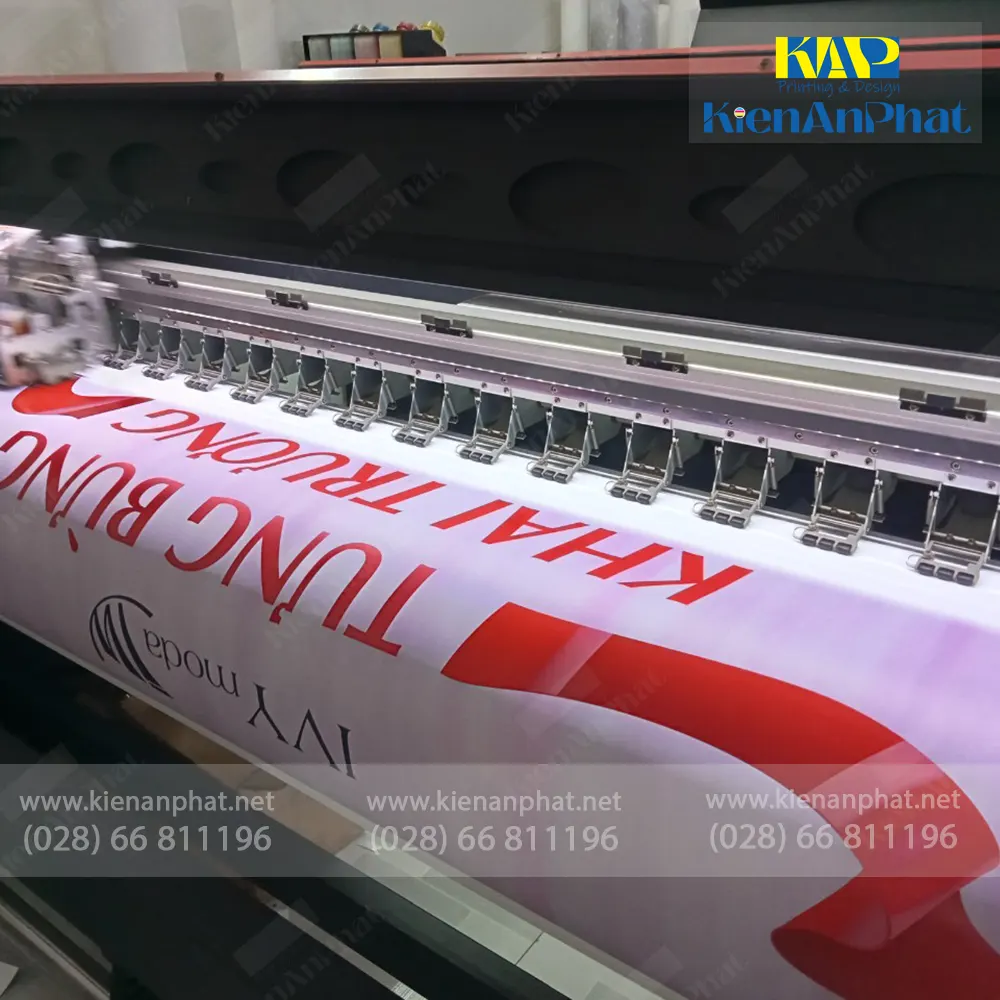 In băng rôn khai trương: Mở ra cơ hội kinh doanh lớn cho bạn