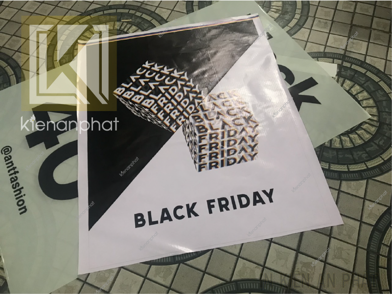 In băng rôn sự kiện Black Friday tại Kiến An Phát