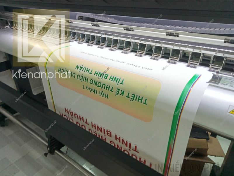 Tìm hiểu về standee hội thảo và hội nghị cùng in Kiến An Phát