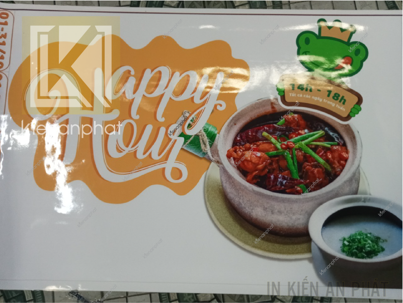 In decal cán màng bóng và cán mờ