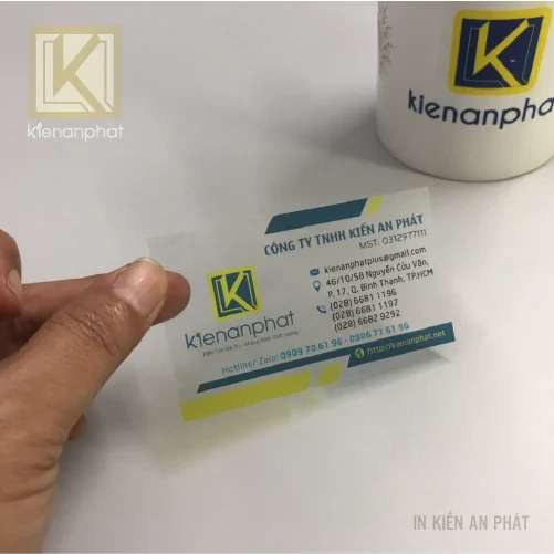 In name card nhựa là gì? Chất liệu in ấn phù hợp?